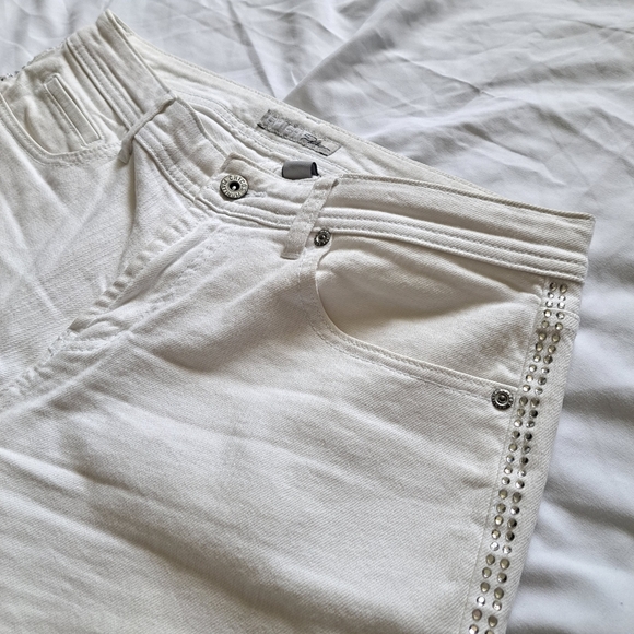 Chico's | White rhinestone details women's Capri jeans size 1 - Picture 4 of 14